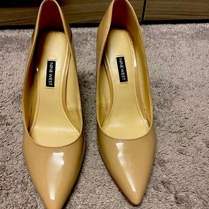 Nine West nude patent pump
